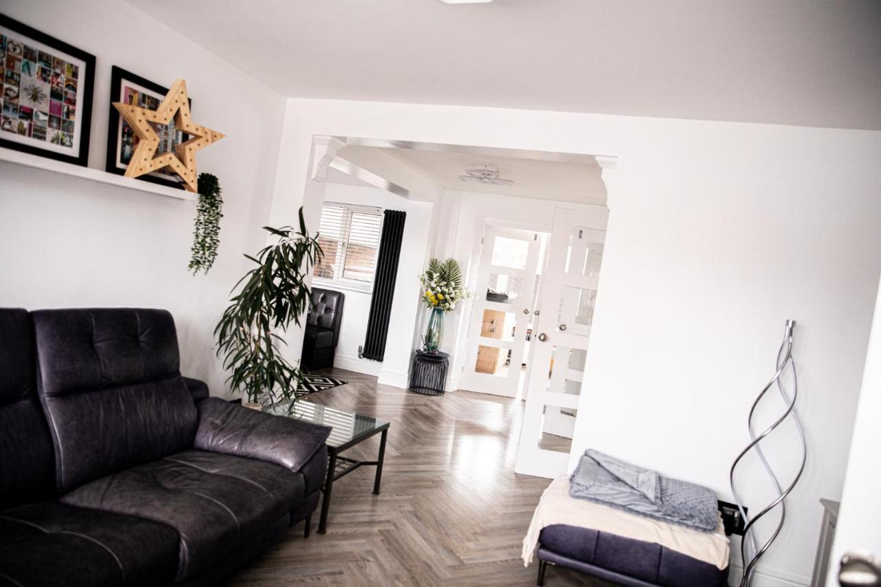 Inviting 3-Bed House In Manchester Ngoại thất bức ảnh