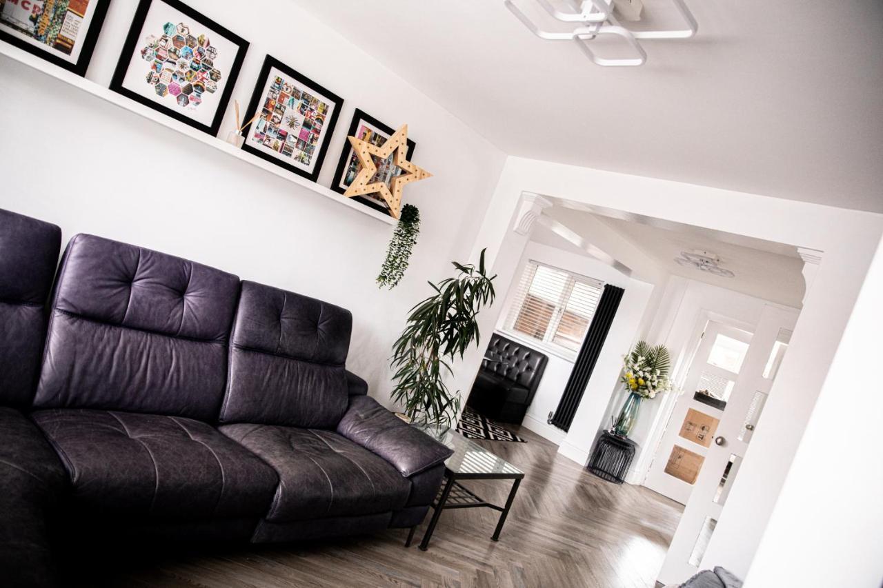 Inviting 3-Bed House In Manchester Ngoại thất bức ảnh